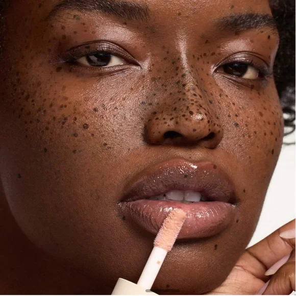 Summer Fridays Dream Lip Oil Bare Sands - Picture 7 of 12